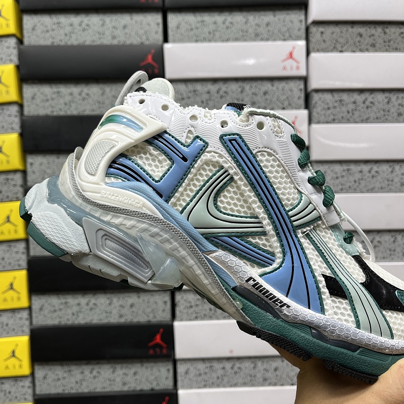 Runner7.5 9012 · 2