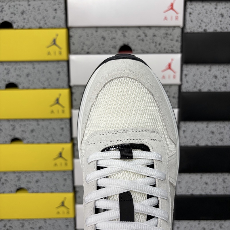 Dior B25 Sneaker 8