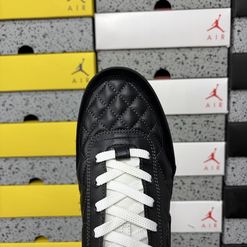 Chanel 26S Sneakers 8