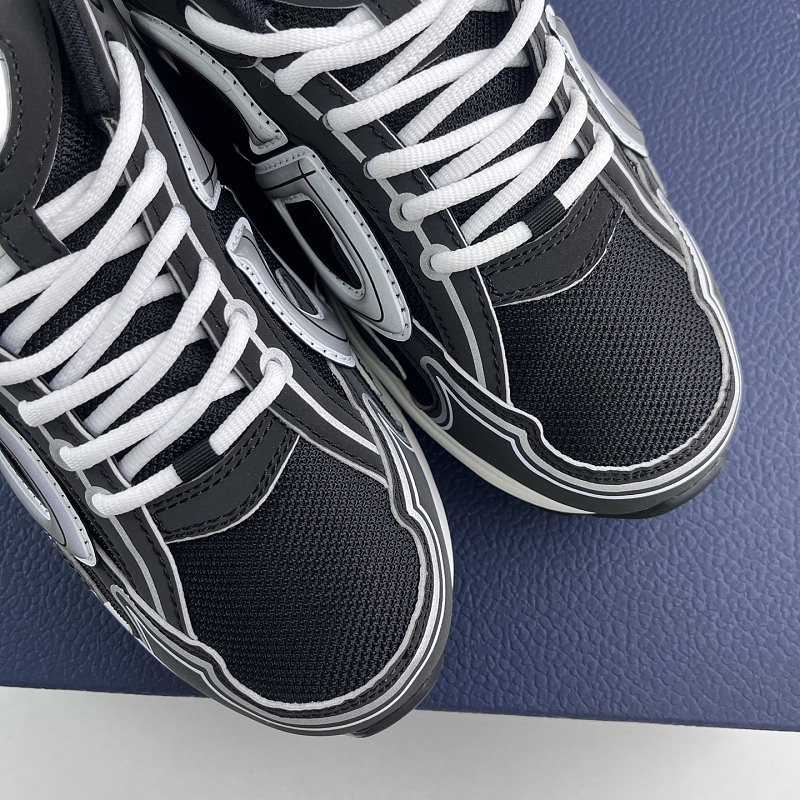 Dior B30 Sneakers · Black White 4