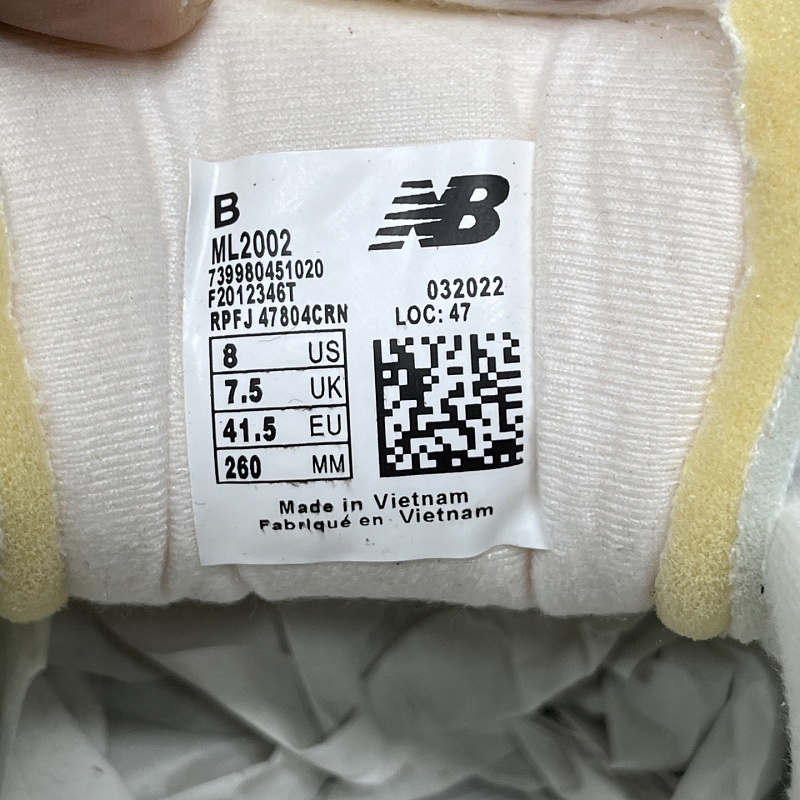 New Balance 2002 Sneakers · 2