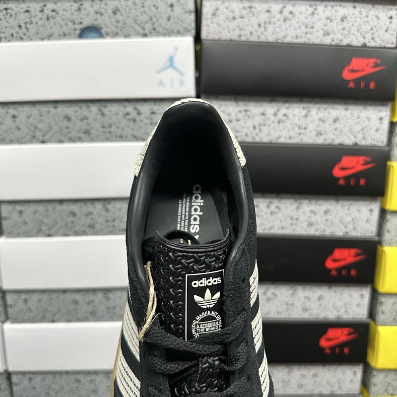 Gazelle Indoor 4