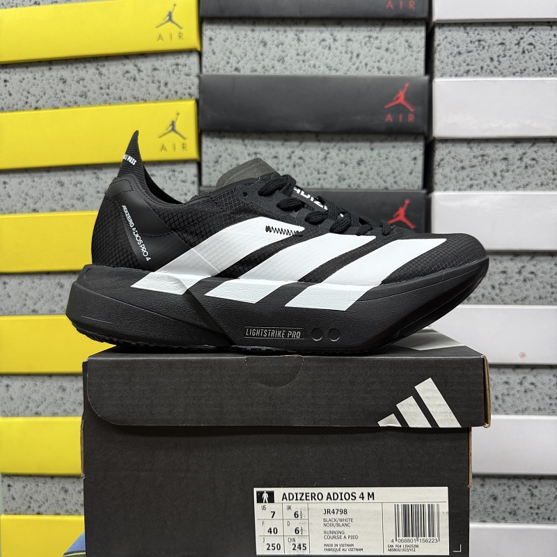 Adizero Adios 4M 8