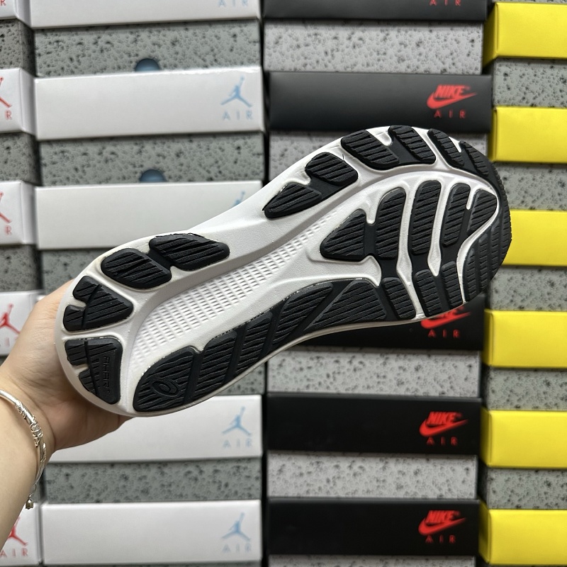 Asics GT-2000 12 Sneakers · 2