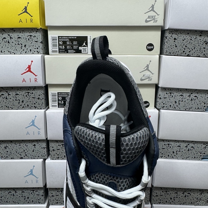 Dior B22 Sneakers 4