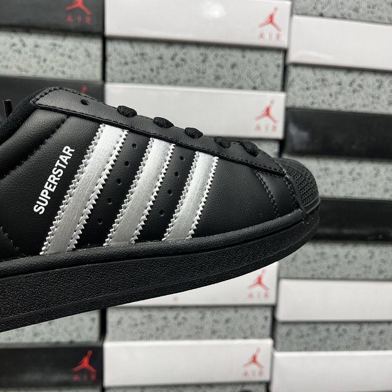 Superstar Ii 8