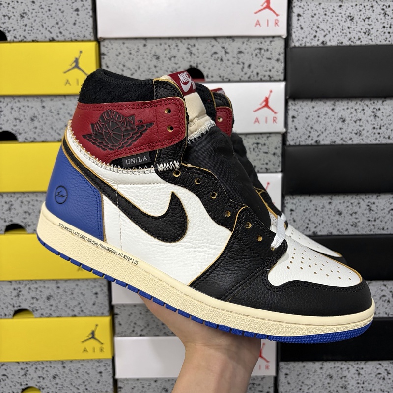Jordan 1 Sneakers 3