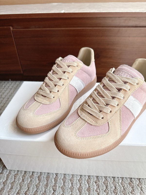 Maison Margiela MM6 Apparel 3