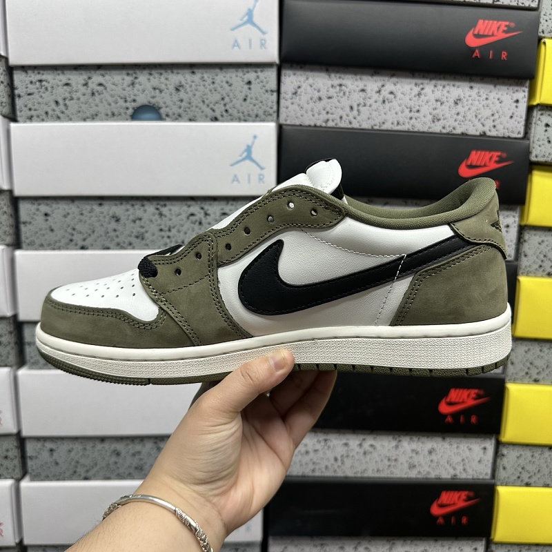 Jordan 1 Sneakers 8
