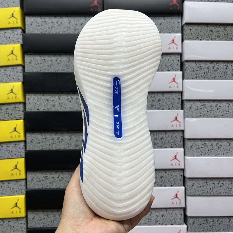 Hyperboost Edge M · 4