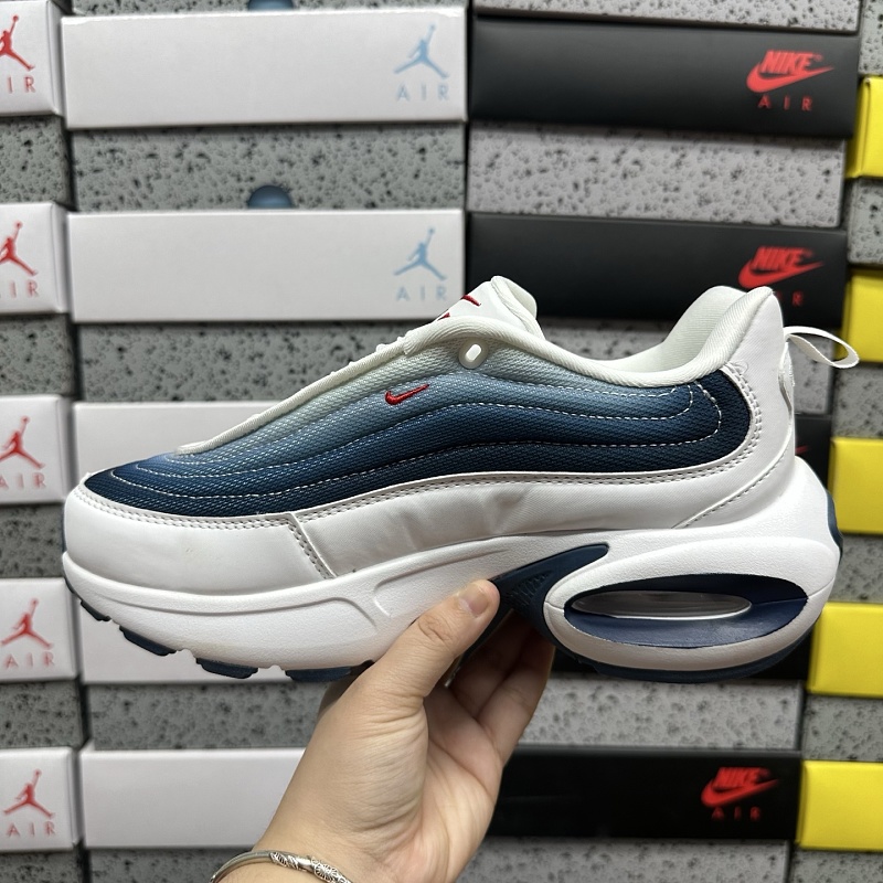 Nike Air Max Portal 8