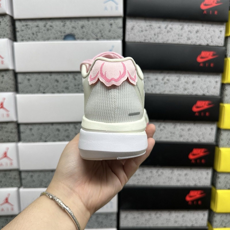Adizero Boston 13 3