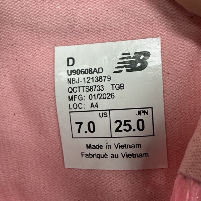 New Balance 9060 Sneakers