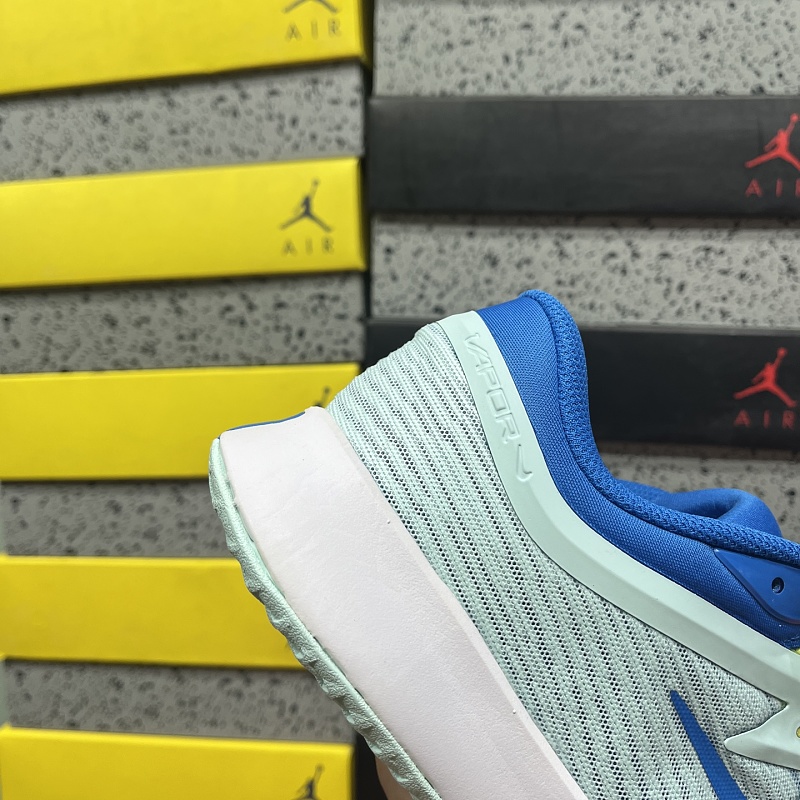 Nike FZ2158 Sneakers 7
