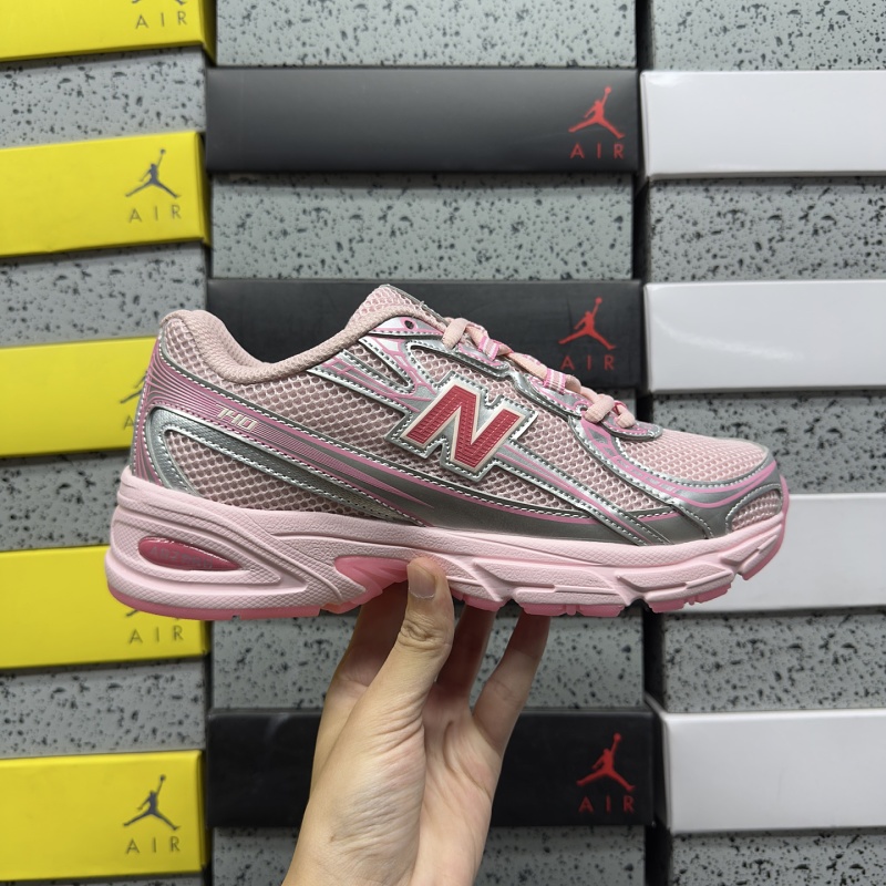 New Balance 740 Sneakers 9