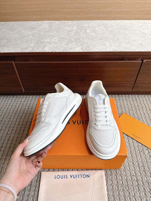 Trainer 46 · 6