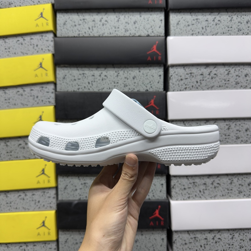 Crocs M3-m7 · 3