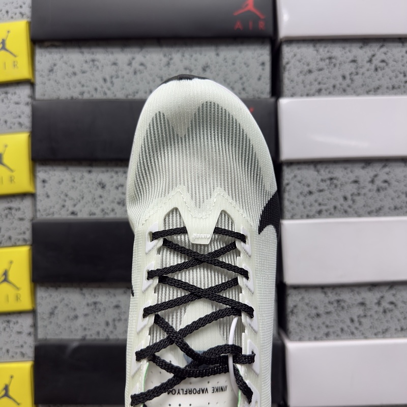 Air Zoom Xvaporfly Next% 4/ 5