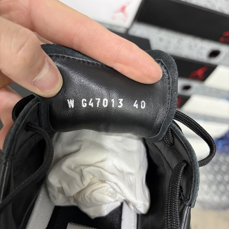 Chanel 26C Sneakers