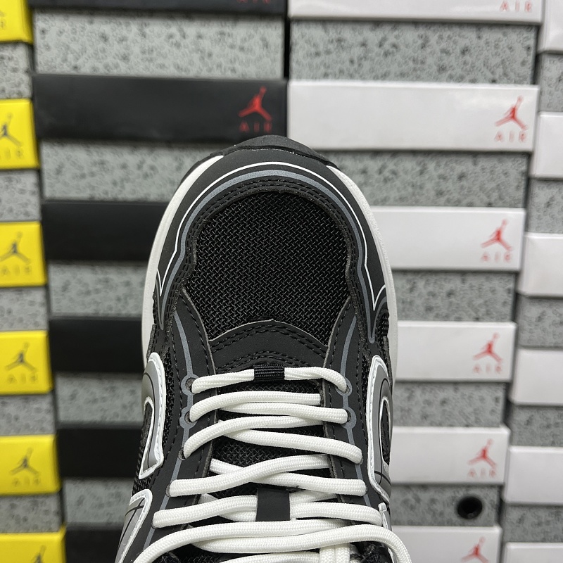 Dior B30 Sneaker Black White 4