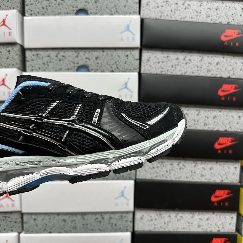 Kayano 12.1 1203A985-002 · 6