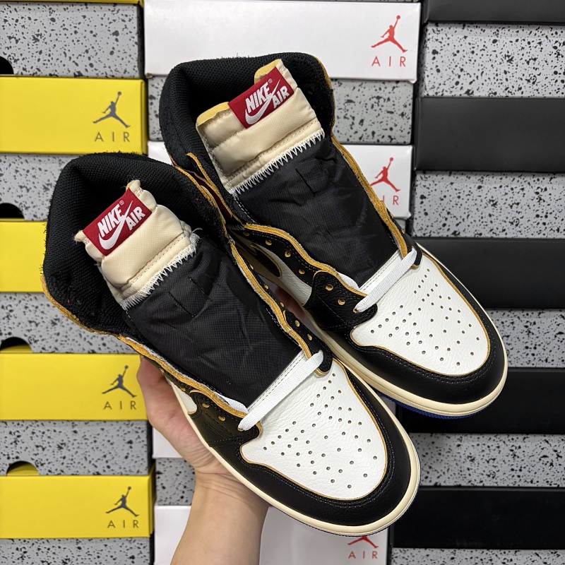 Jordan 1 Sneakers 2