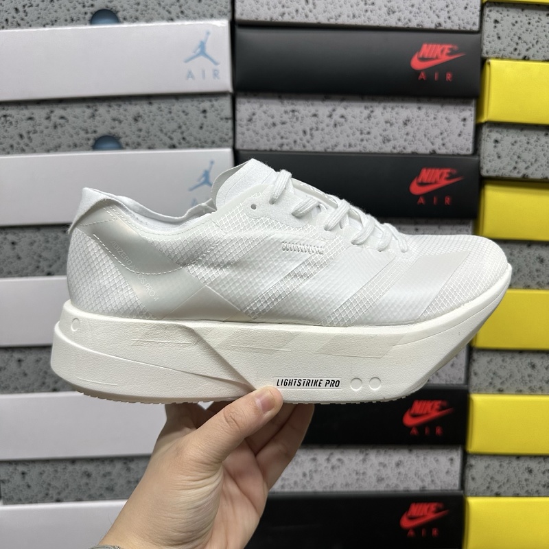 Adizero Adios 4M 9