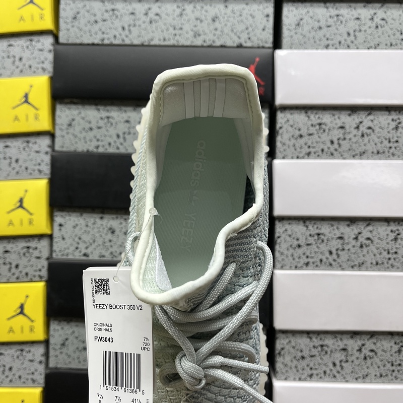 350 Boost V2 · 4