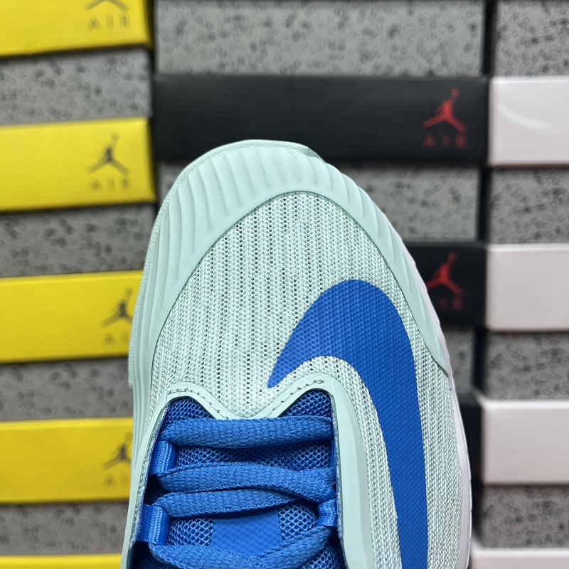 Nike FZ2158 Sneakers 6