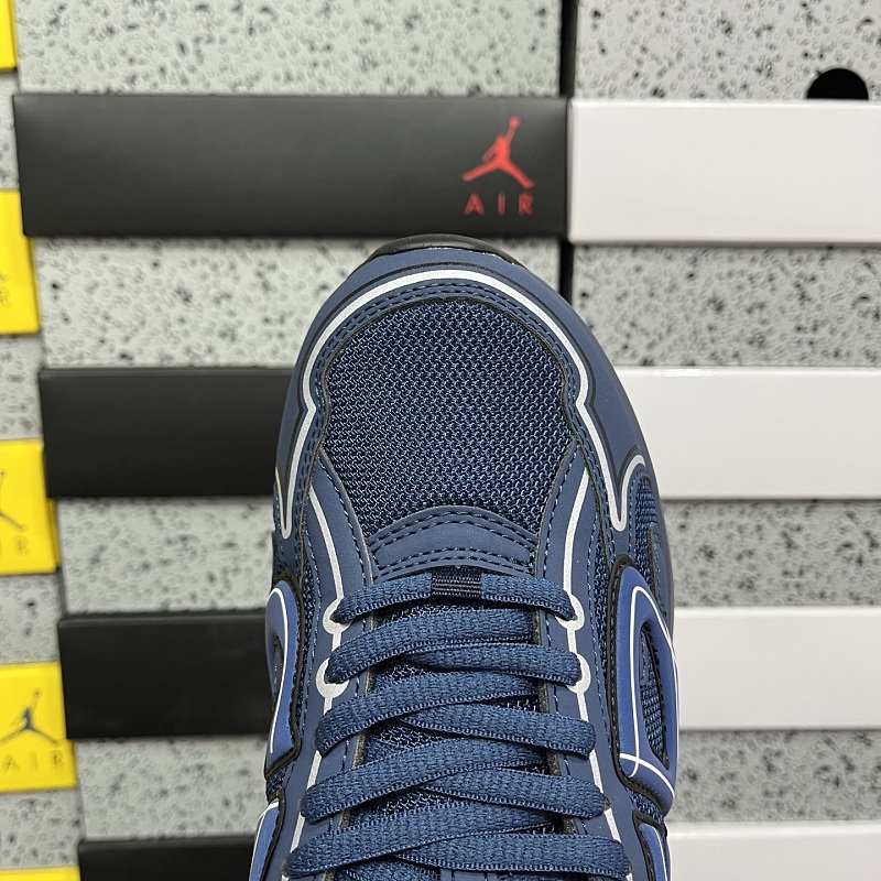 Dior B30 Sneakers 8