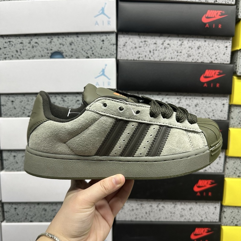 Superstar Ii 9