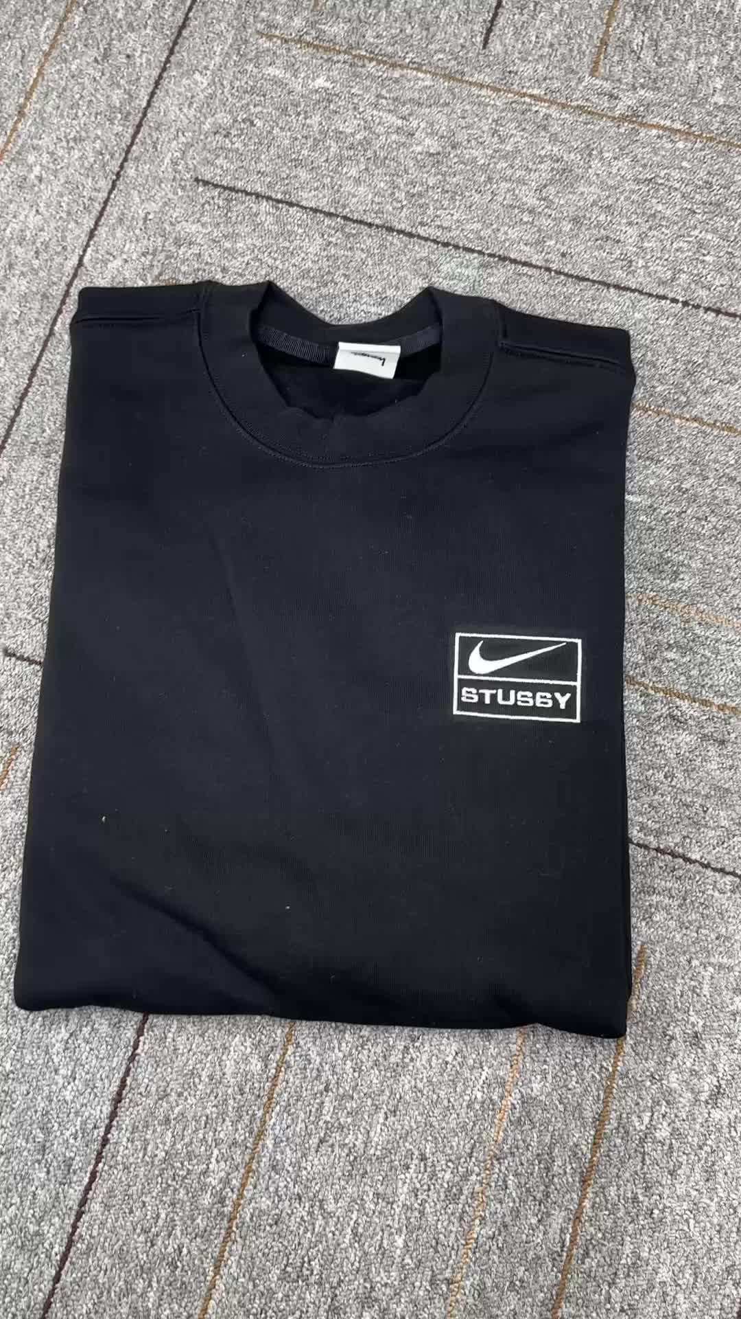 Nk Stu Black//Grey Crewneck Sweatshirt