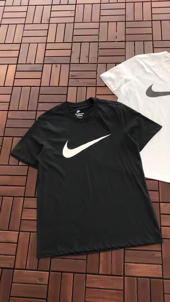 Nike T-shirt 10