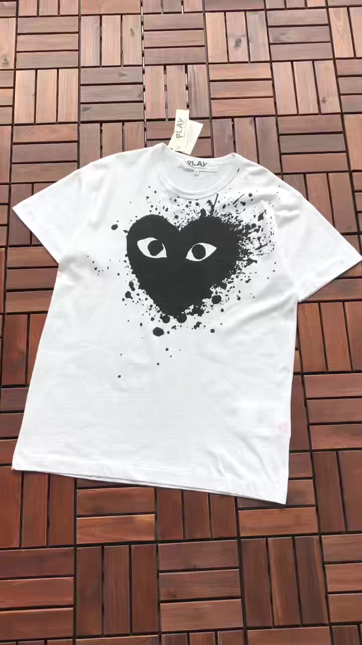 Comme des Garcons T-shirt 2