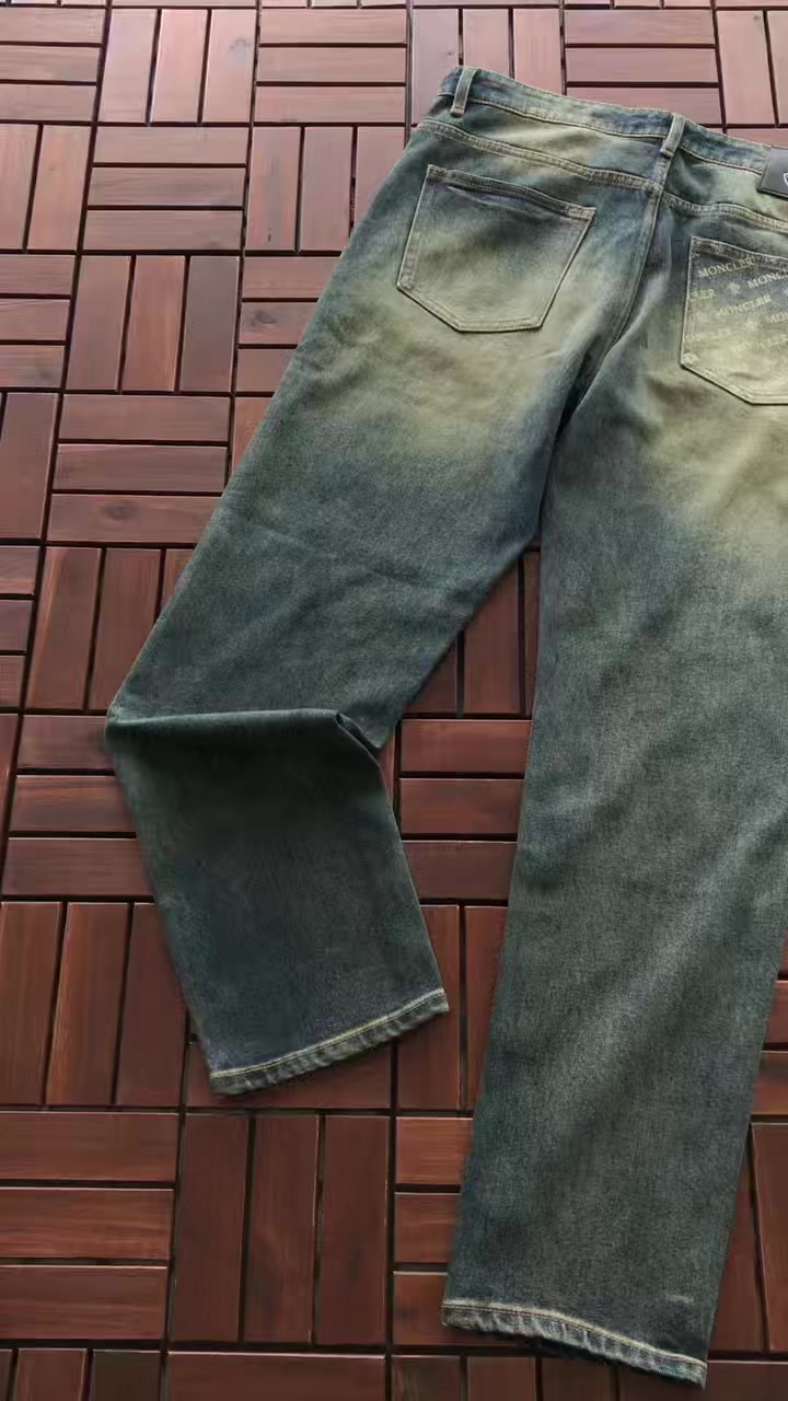 M R Jeans · 2