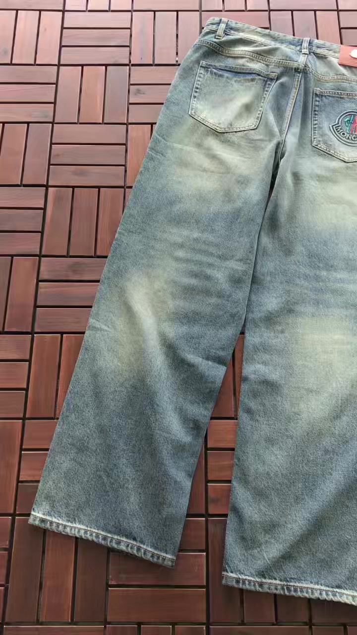 M R Jeans 2