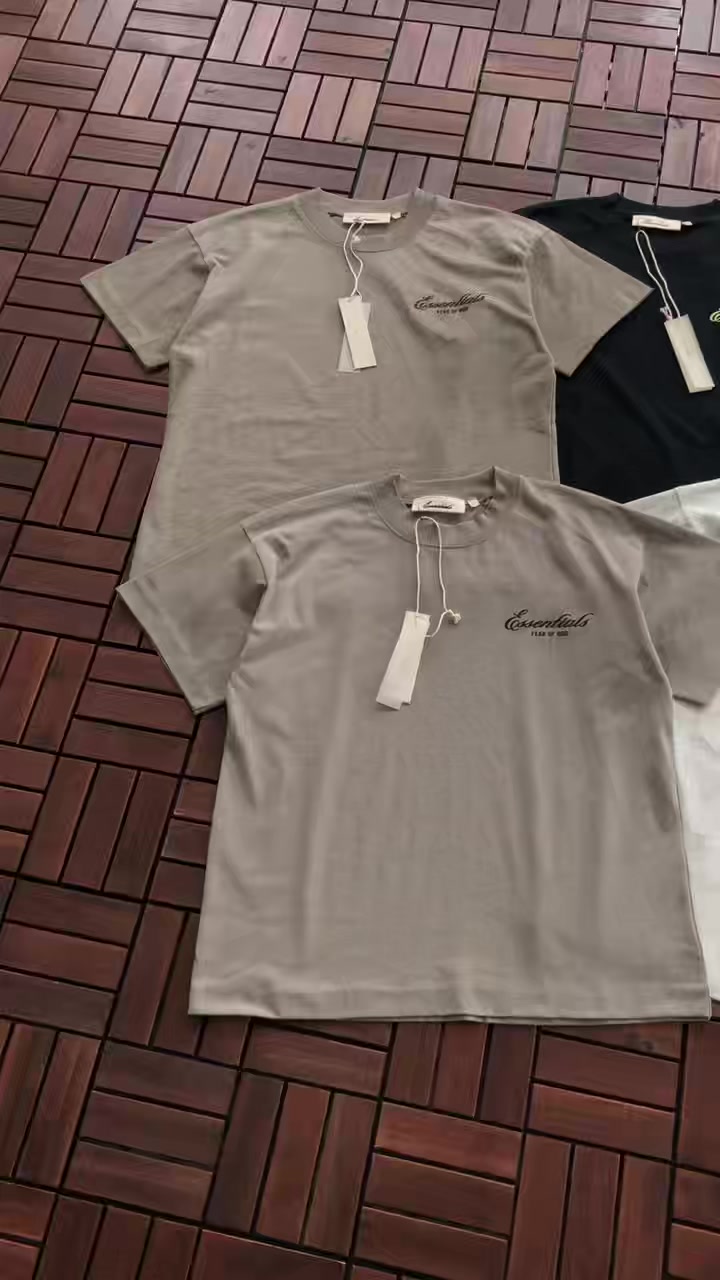 Essentials T-shirt 3