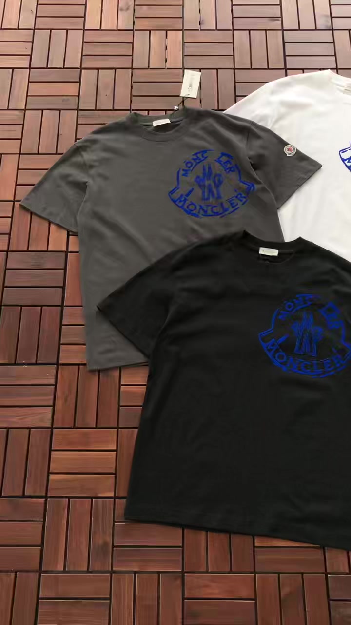 M R T-shirt 2