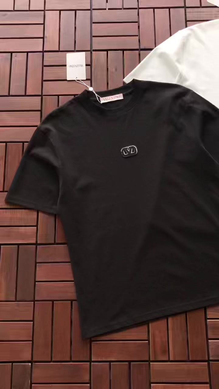 Valentino T-shirt 2