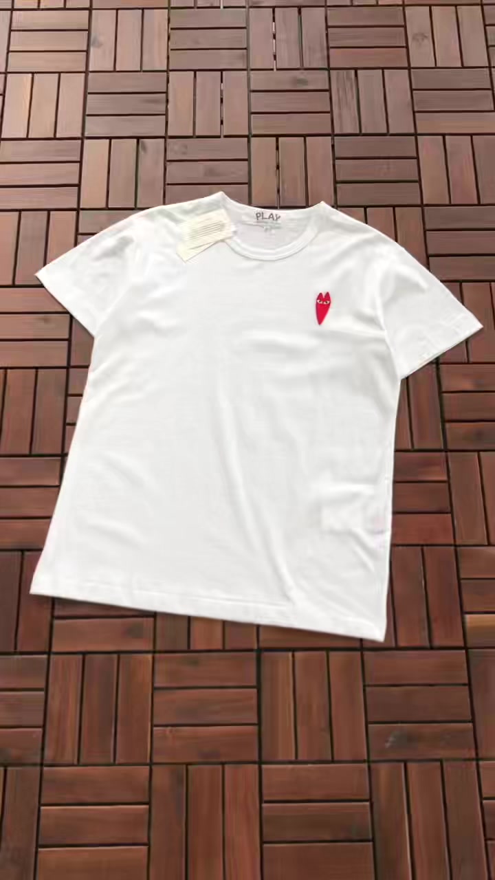 Comme des Garcons T-shirt 2