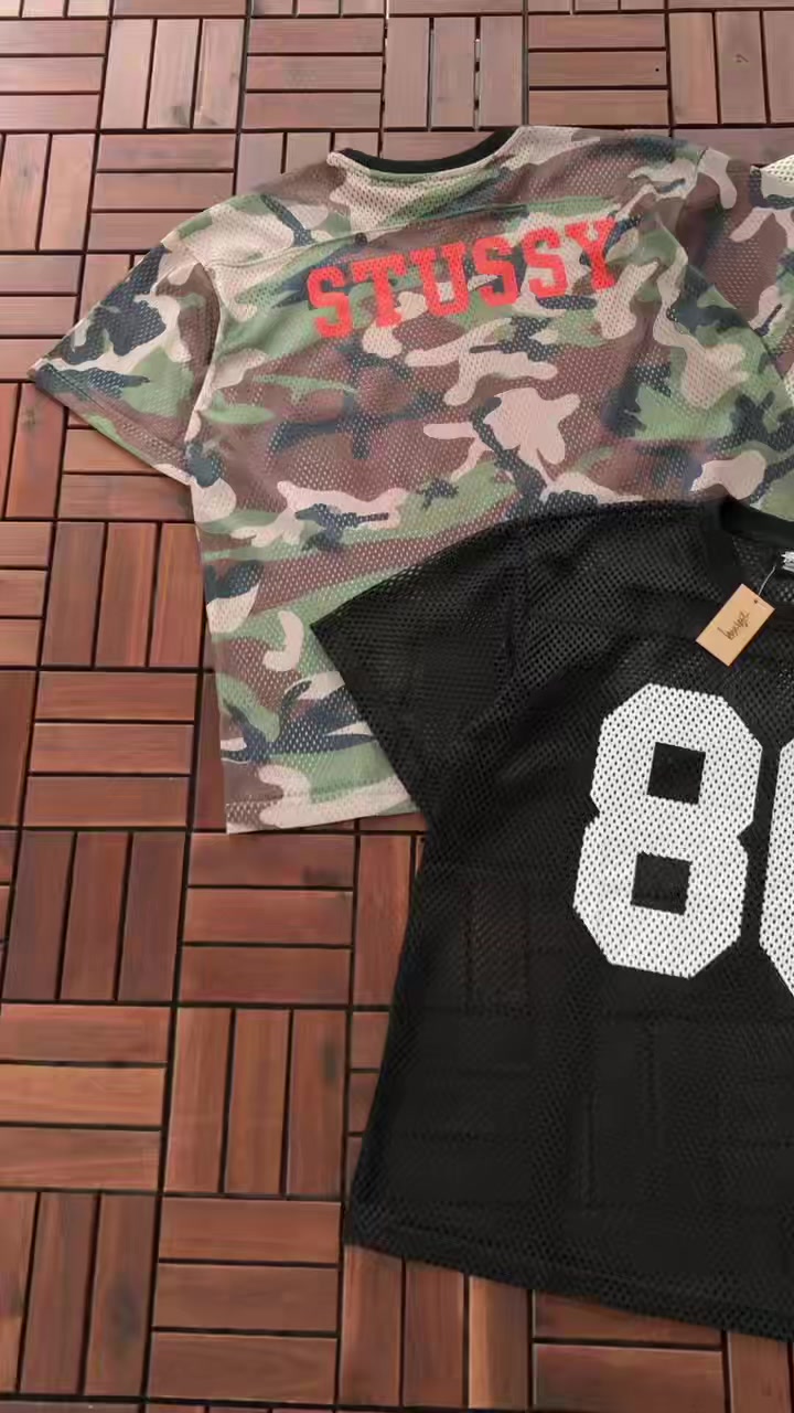 St S Y T-shirt 11