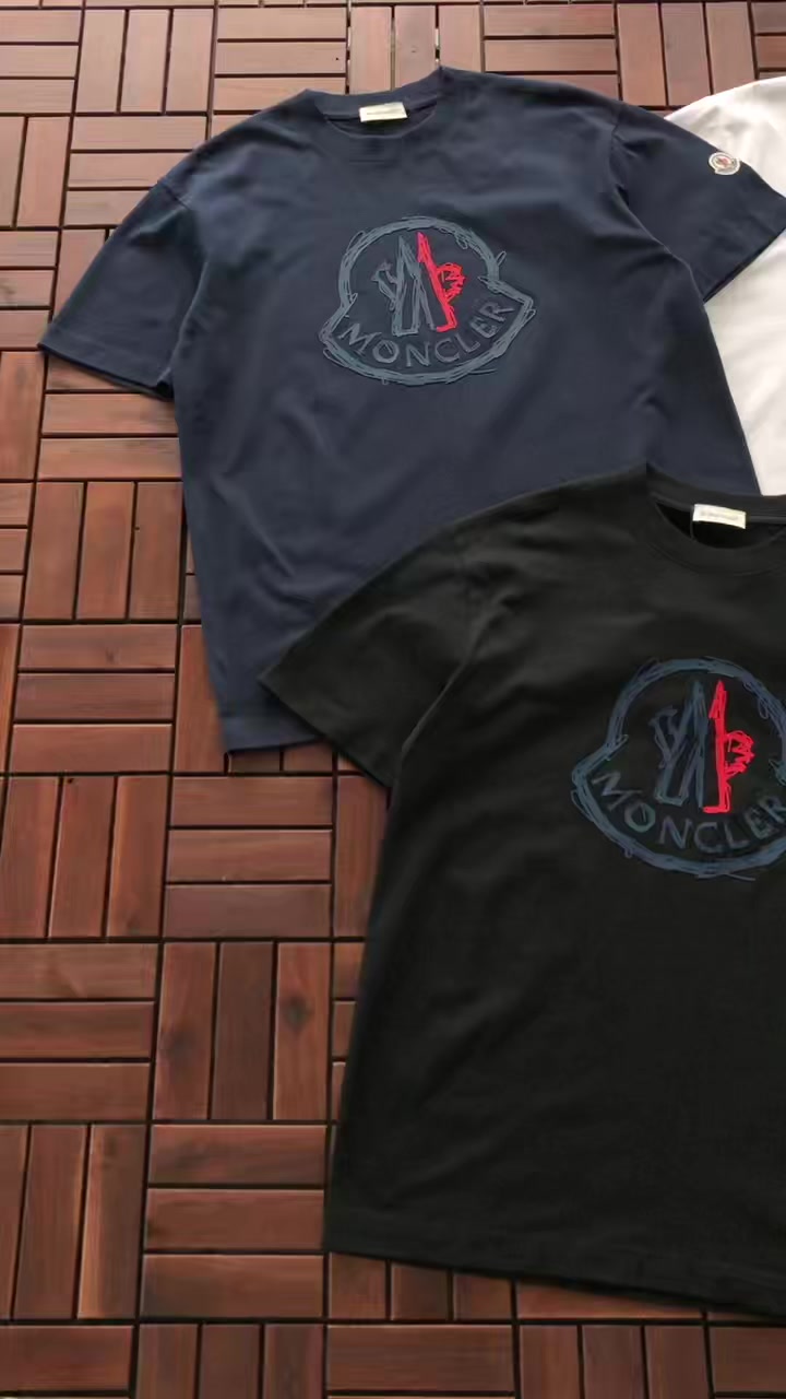 M R T-shirt 2