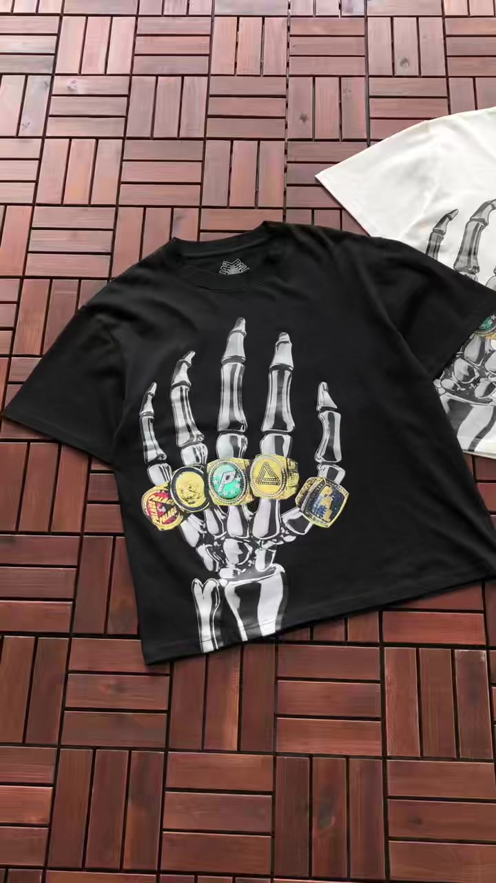 P La E T-shirt 2
