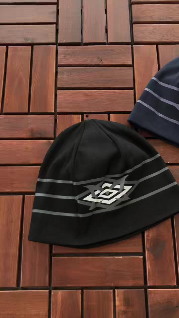 M Rt A & Umbro Cap 2