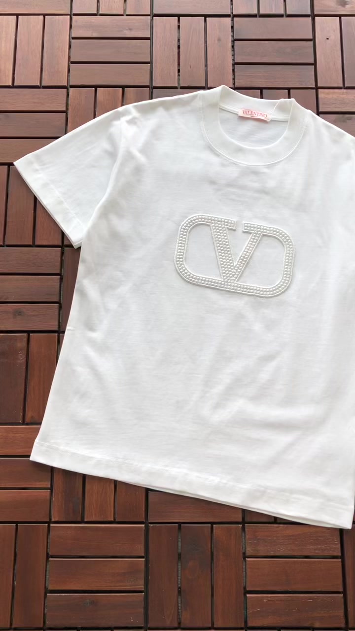 Valentino T-shirt 2