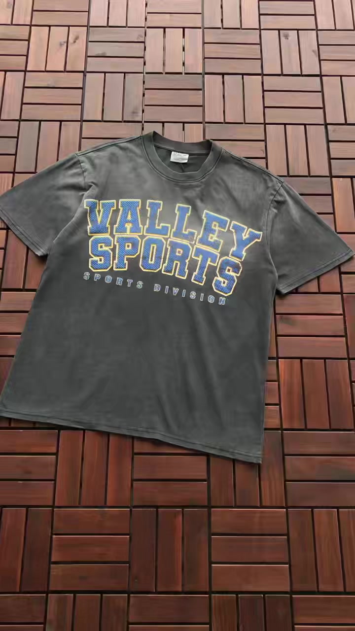 Va L Y T-shirt · 2