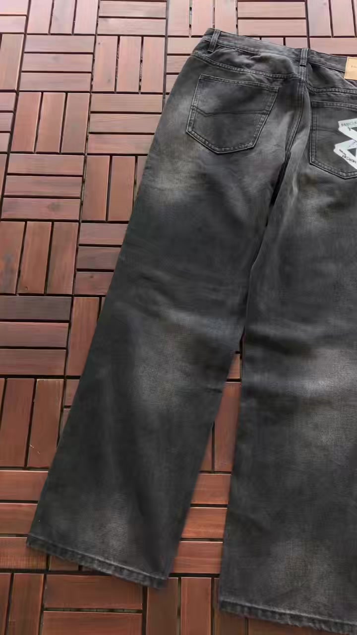 B L Ia A Jeans 2