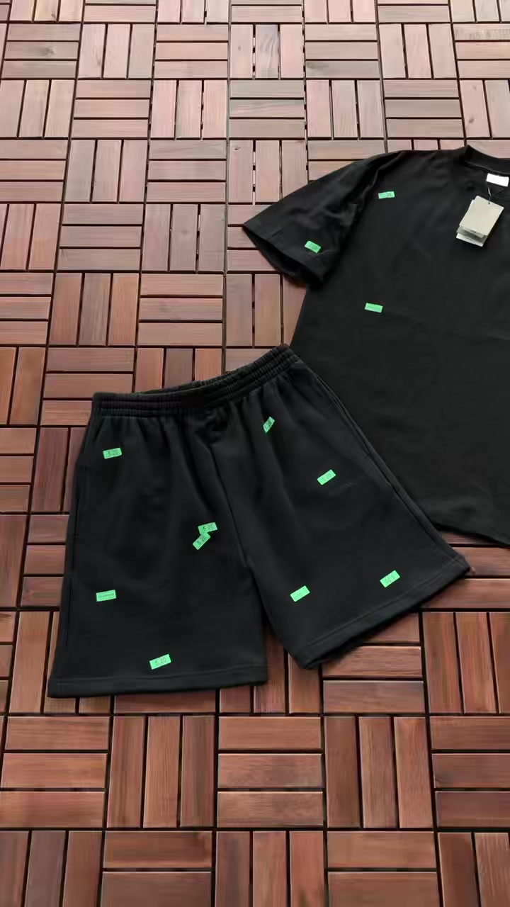 Top Pants B L Ia A T-shirtshorts · 3