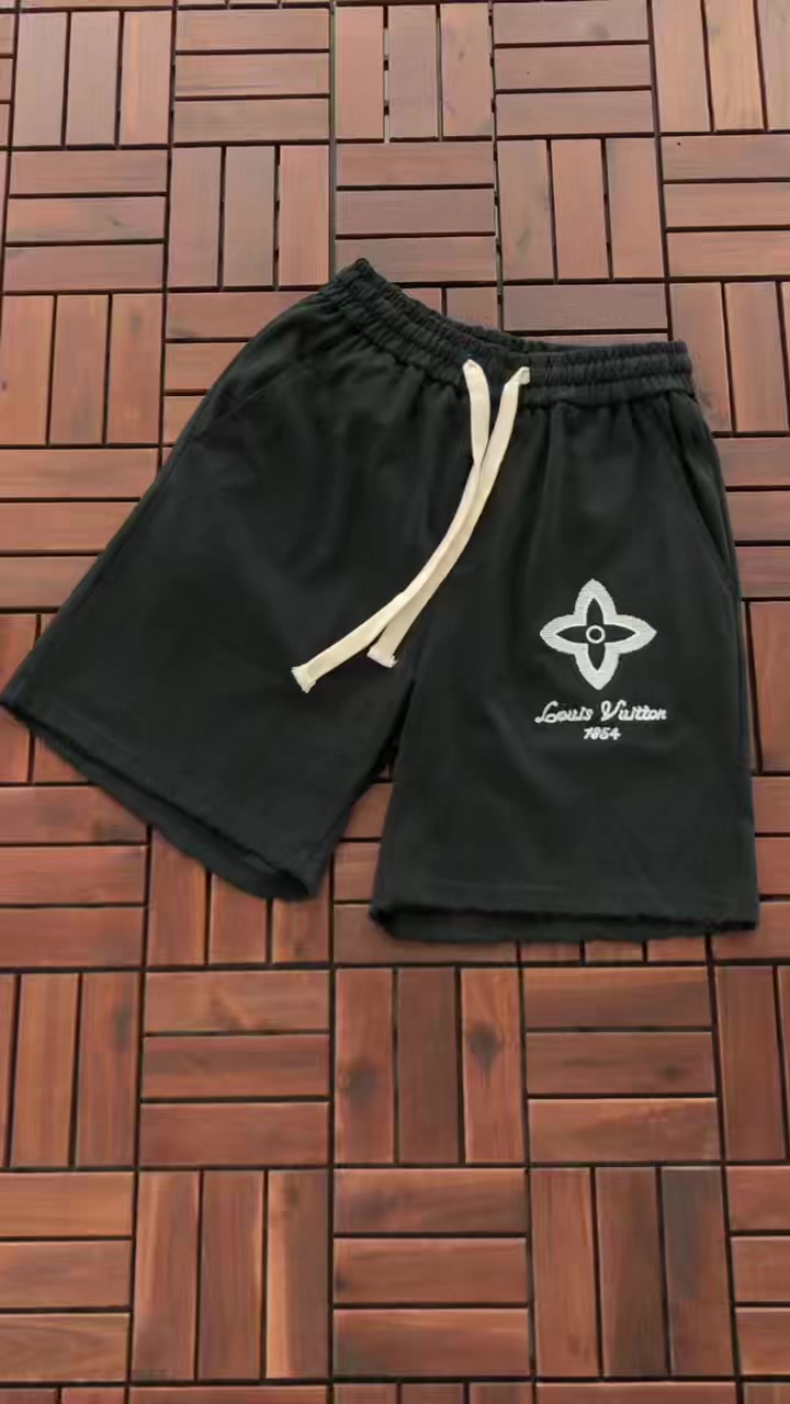 L Shorts 2