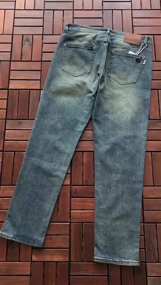 L Ul M N Jeans 2
